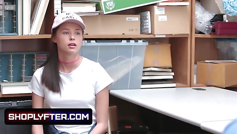 Sexy babe with big tits gets her occupied