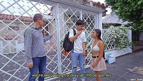 Sexy babe fucked by her boyfriend