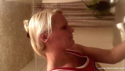 Myourat starr and cum facial cumshot