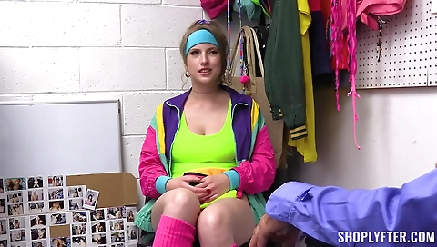 Mature i'd like to fuck with her