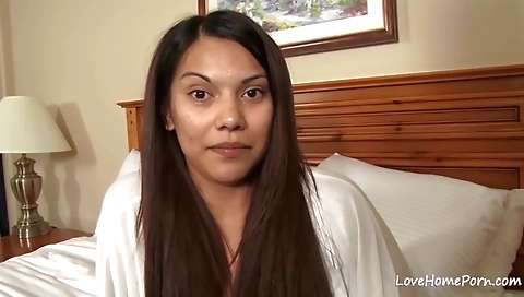 Sexy amateur swallows cum