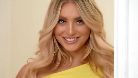 Mature woman with a hot body