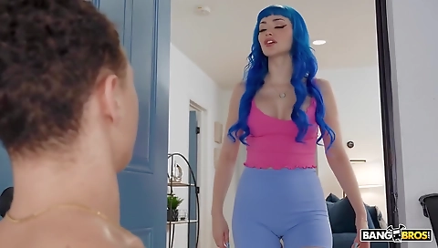 Blonde with huge tits gets stringss hotel credit