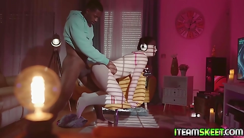 Hawt babe with sex toys and sexy time