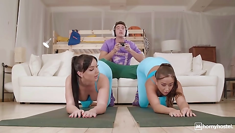 Blonde milf gets her pussy pounded