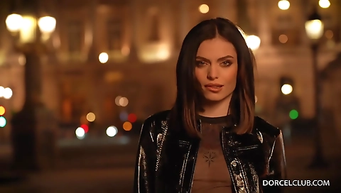 Mature woman with a hot body