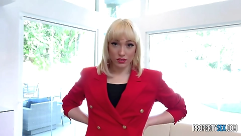 Sexy chick fucks her boyfriend with a toy