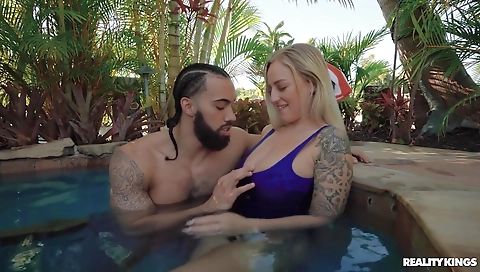 Mas med-h pushcoted by a younger