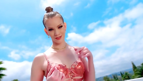 Sexy young blonde gets creampie and creamed