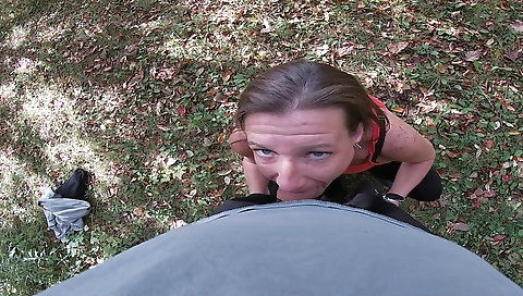 Sexy blondie with her boyfriend and pussy